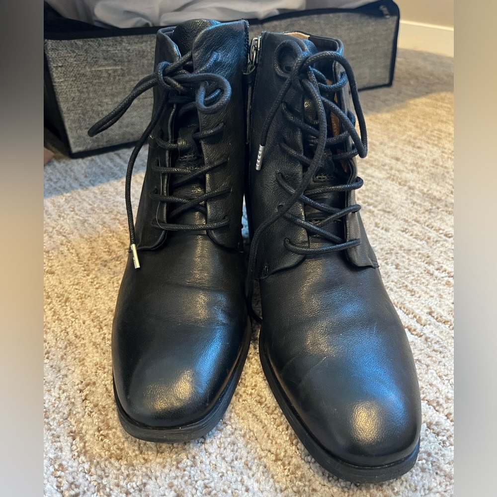 Sofft Leather Ankle Boots
